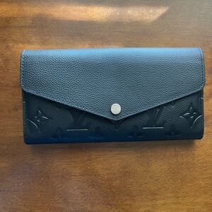 Elegant Black Inspired Wallet